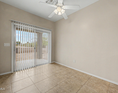 15237 S Moon Valley Road - Photo Thumbnail 11