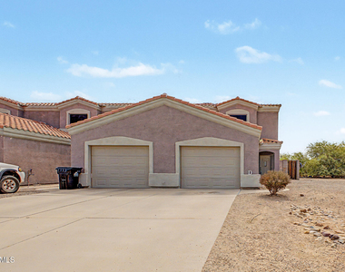 15237 S Moon Valley Road - Photo Thumbnail 1