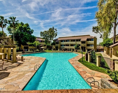 1331 W Baseline Road - Photo Thumbnail 41