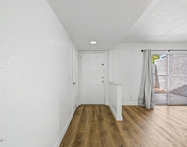 1331 W Baseline Road - Photo Thumbnail 4