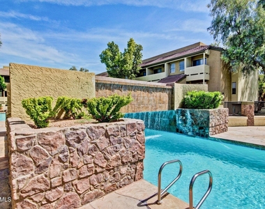 1331 W Baseline Road - Photo Thumbnail 34