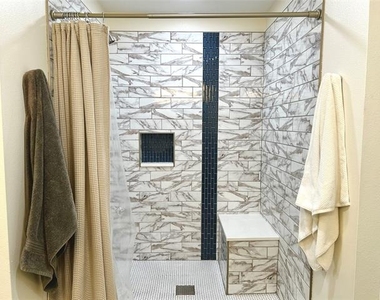 733 Morris Drive - Photo Thumbnail 5