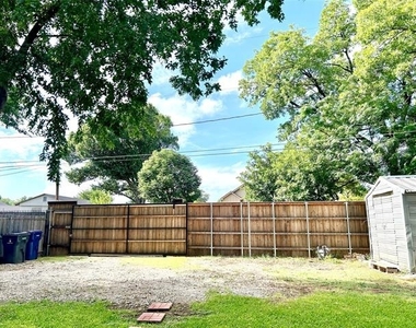 733 Morris Drive - Photo Thumbnail 19
