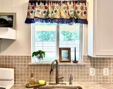 733 Morris Drive - Photo Thumbnail 9