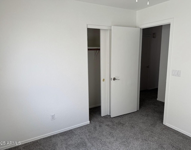 8144 W Watkins Street - Photo Thumbnail 16