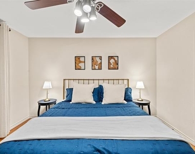 6806 Royal Lane - Photo Thumbnail 35