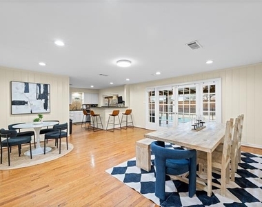 6806 Royal Lane - Photo Thumbnail 16