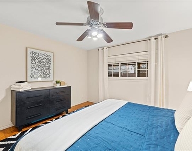 6806 Royal Lane - Photo Thumbnail 36