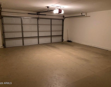 15071 W Heritage Oak Way - Photo Thumbnail 16
