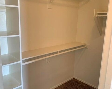 15071 W Heritage Oak Way - Photo Thumbnail 15