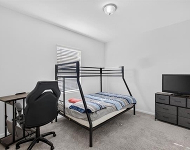 13435 Wembley Heights Drive - Photo Thumbnail 17