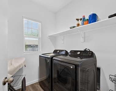 13435 Wembley Heights Drive - Photo Thumbnail 24