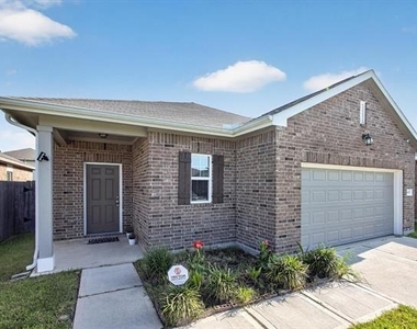 13435 Wembley Heights Drive - Photo Thumbnail 1