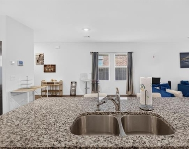 13435 Wembley Heights Drive - Photo Thumbnail 11