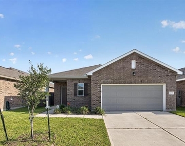 13435 Wembley Heights Drive - Photo Thumbnail 3
