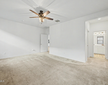 16664 W Jenan Drive - Photo Thumbnail 13