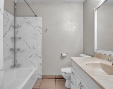 6921 Windy Hill Road - Photo Thumbnail 15