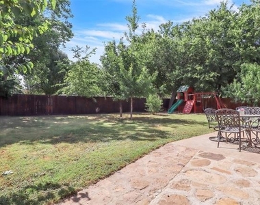 6921 Windy Hill Road - Photo Thumbnail 10