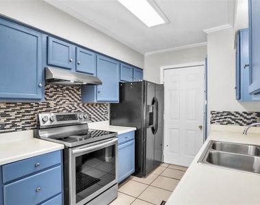 6921 Windy Hill Road - Photo Thumbnail 17