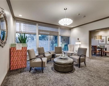 3883 Turtle Creek Boulevard - Photo Thumbnail 23