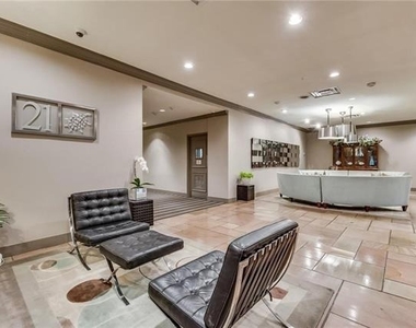 3883 Turtle Creek Boulevard - Photo Thumbnail 22