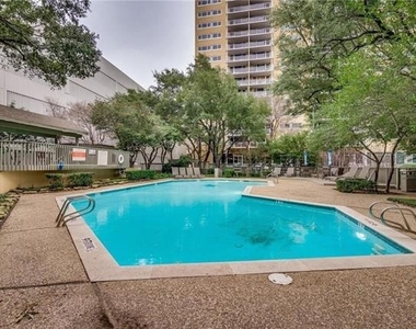 3883 Turtle Creek Boulevard - Photo Thumbnail 3