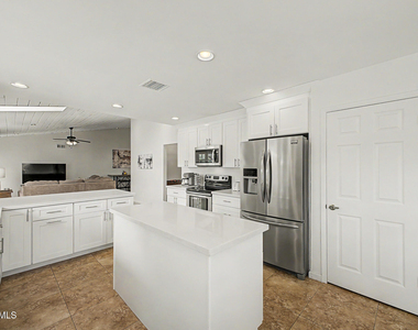 2445 S Catarina -- - Photo Thumbnail 10
