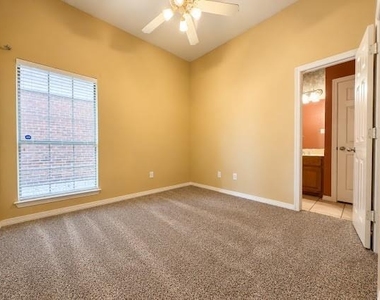 508 Phillip Drive - Photo Thumbnail 17