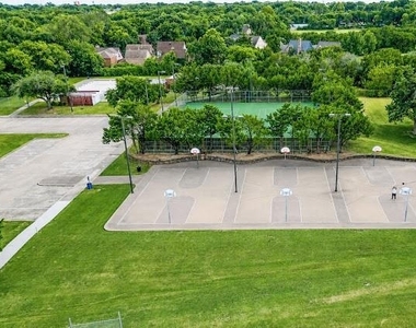 508 Phillip Drive - Photo Thumbnail 24