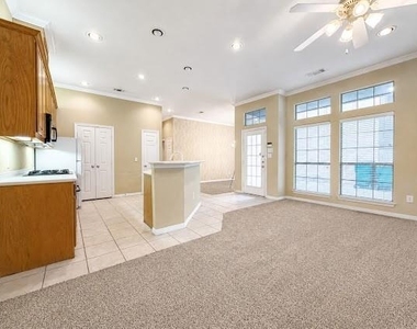 508 Phillip Drive - Photo Thumbnail 5