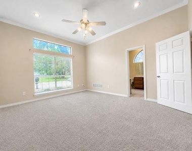 508 Phillip Drive - Photo Thumbnail 11