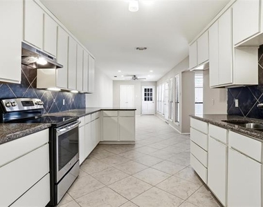 4861 Ledgestone Court - Photo Thumbnail 3