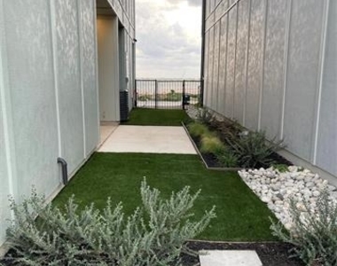 714 Resort Drive - Photo Thumbnail 29
