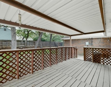 7517 Crosstimbers Lane - Photo Thumbnail 26