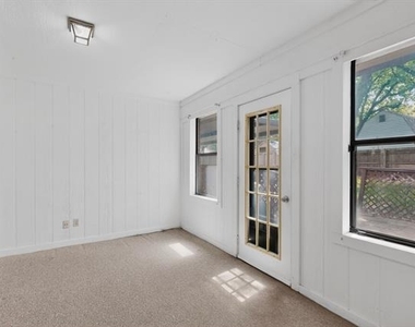 7517 Crosstimbers Lane - Photo Thumbnail 25
