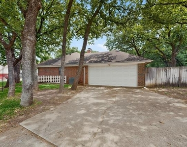 7517 Crosstimbers Lane - Photo Thumbnail 27