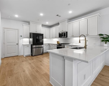 8900 Magnet Drive - Photo Thumbnail 7