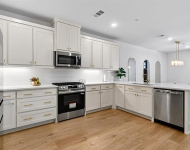 8900 Magnet Drive - Photo Thumbnail 9