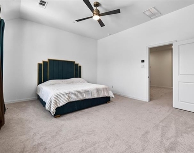 8900 Magnet Drive - Photo Thumbnail 16