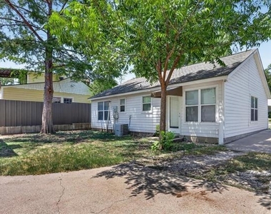 3721 El Campo Avenue - Photo Thumbnail 17