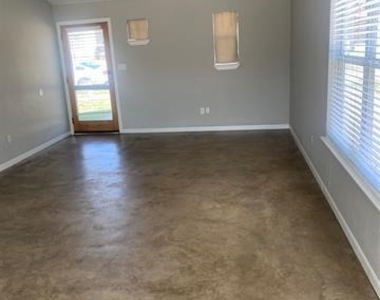 3721 El Campo Avenue - Photo Thumbnail 1