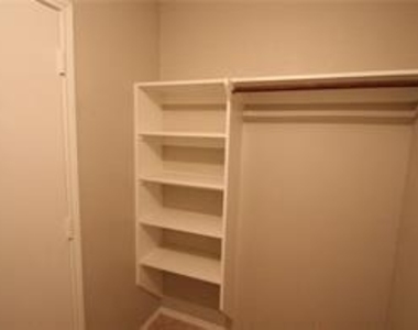 8505 Timber Crest Ct - Photo Thumbnail 15