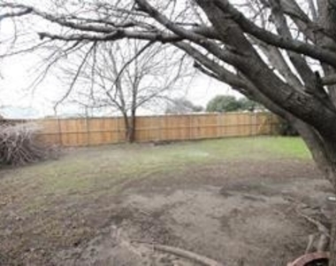 8505 Timber Crest Ct - Photo Thumbnail 22