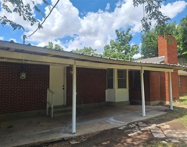 6005 Barry Drive - Photo Thumbnail 33