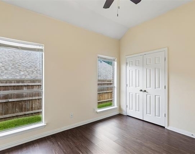 1905 Trevor Court - Photo Thumbnail 21