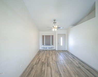 9315 E Dallas Street - Photo Thumbnail 14