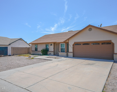 9315 E Dallas Street - Photo Thumbnail 3