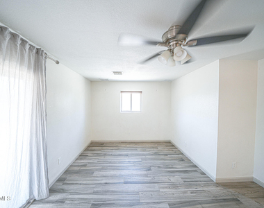 9315 E Dallas Street - Photo Thumbnail 12