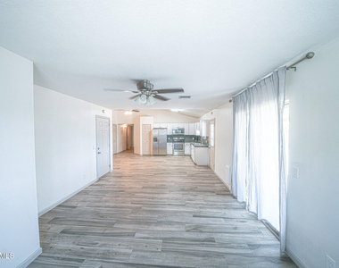 9315 E Dallas Street - Photo Thumbnail 13