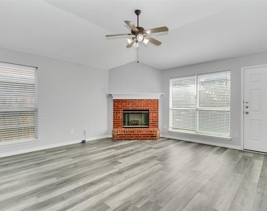 7321 Grass Valley Trail - Photo Thumbnail 8
